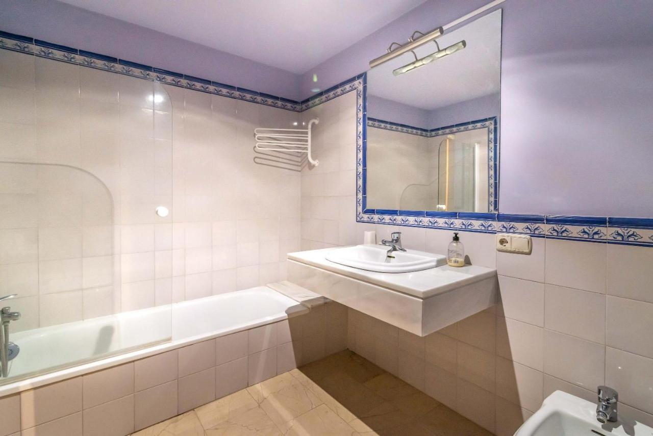 Spacious Apartment In Marbella Zewnętrze zdjęcie
